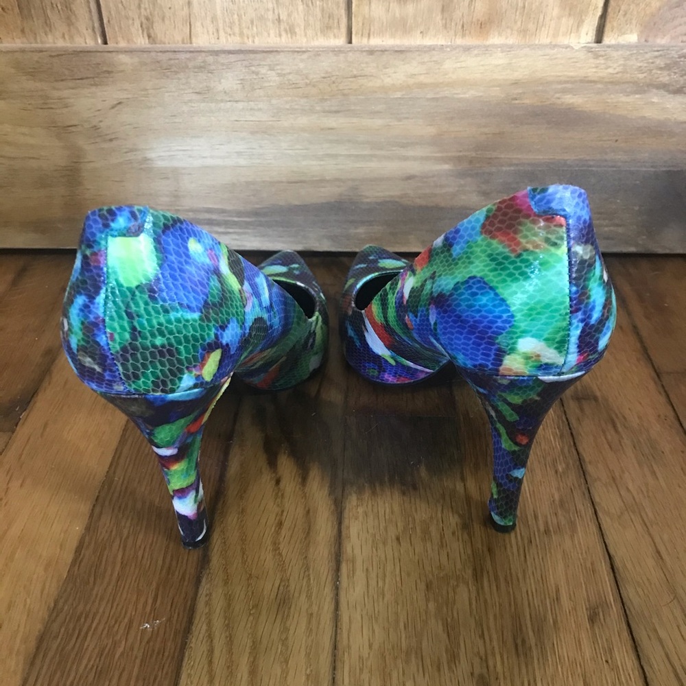 Nine West Flower Print Snake Skin Detail Heals View 4